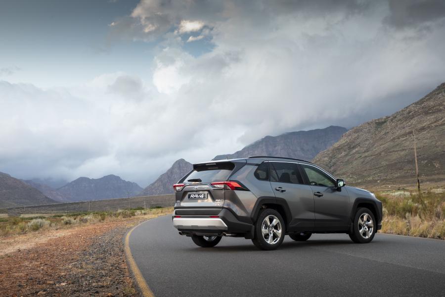  Toyota RAV4 GX-R AWD 2019 года  (ZA) (фото 5 из 22)